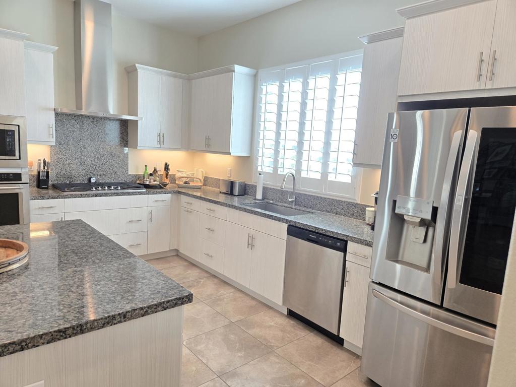 MLS #219136990DA image #16