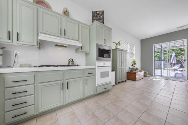 MLS #219136991DA image #13