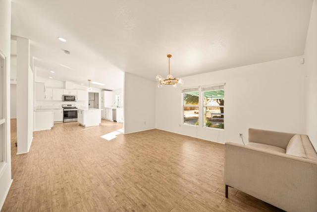 MLS #219136998DA image #10