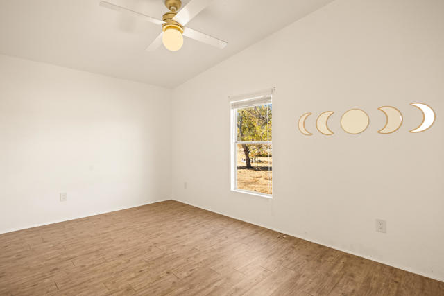 MLS #219136998DA image #15