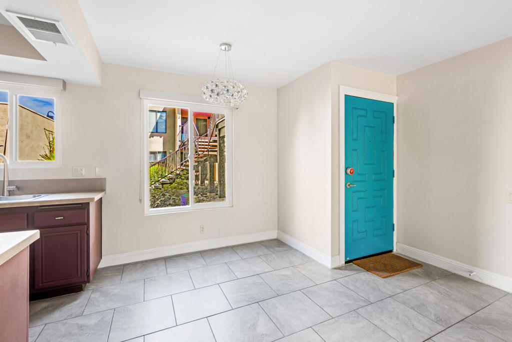 MLS #219137008DA image #5