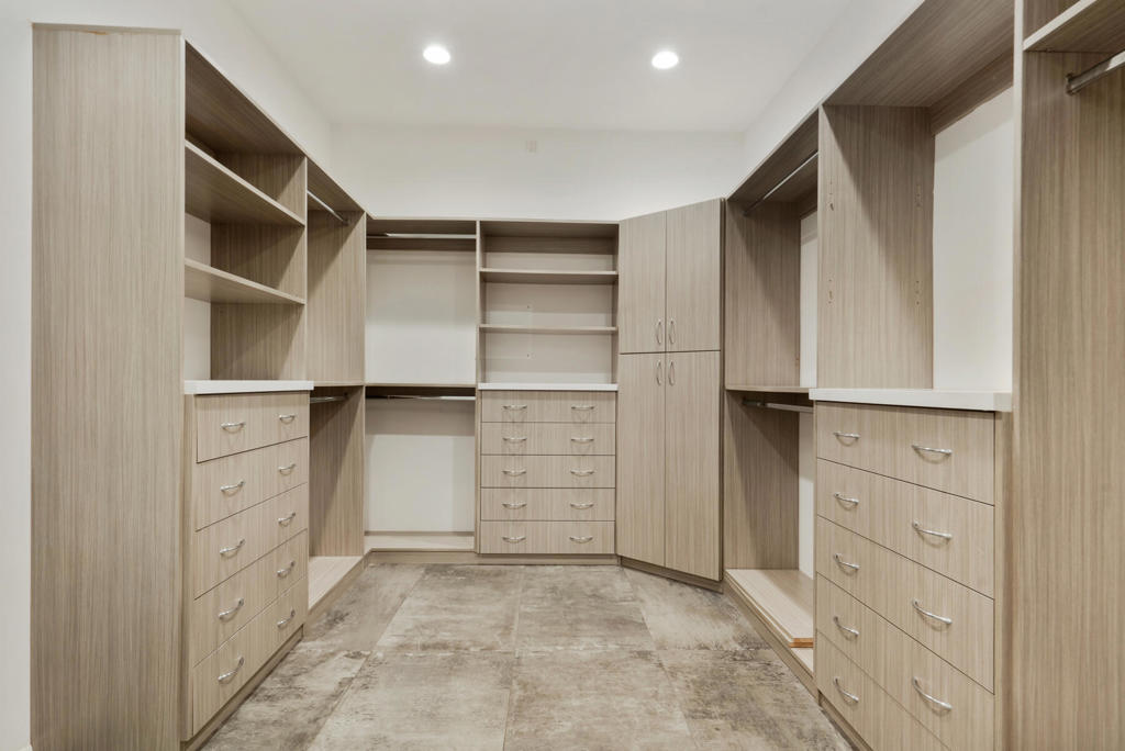 MLS #219137026PS image #33