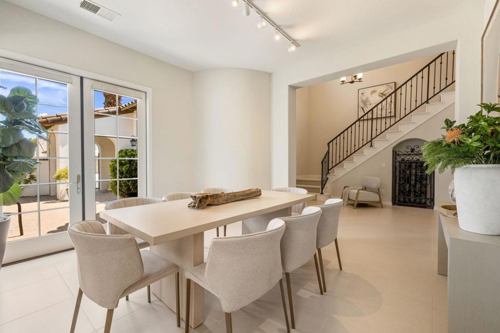 MLS #219137037DA image #13