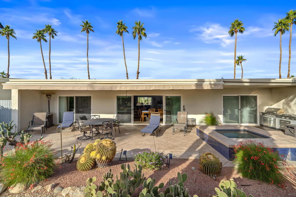 MLS #219137048PS image #2