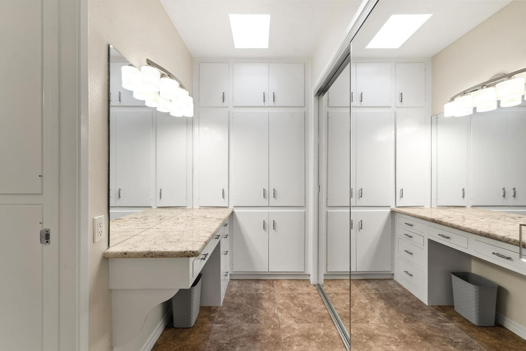 MLS #219137048PS image #32