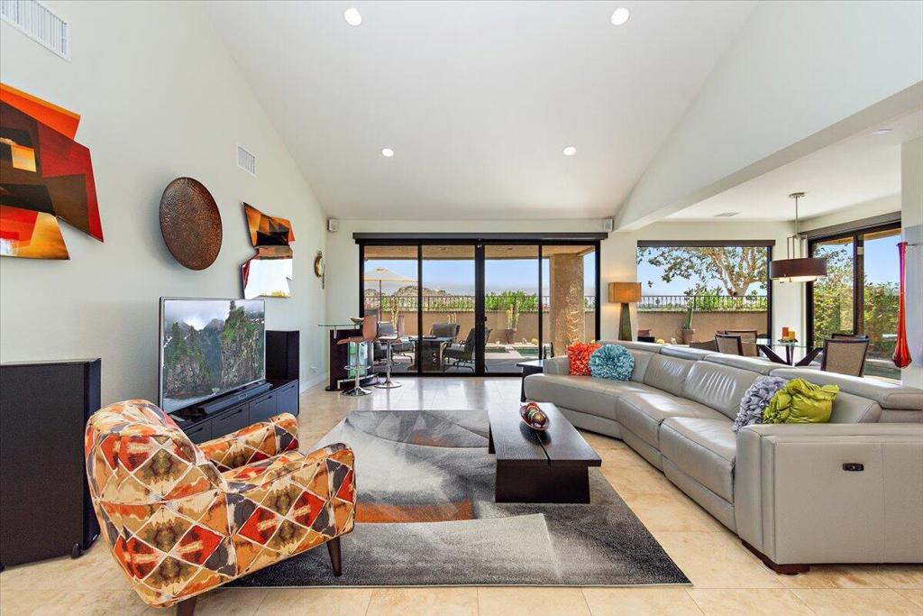 MLS #219137056PS image #5