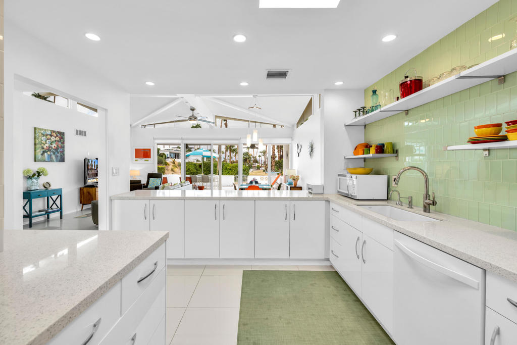 MLS #219137069PS image #4