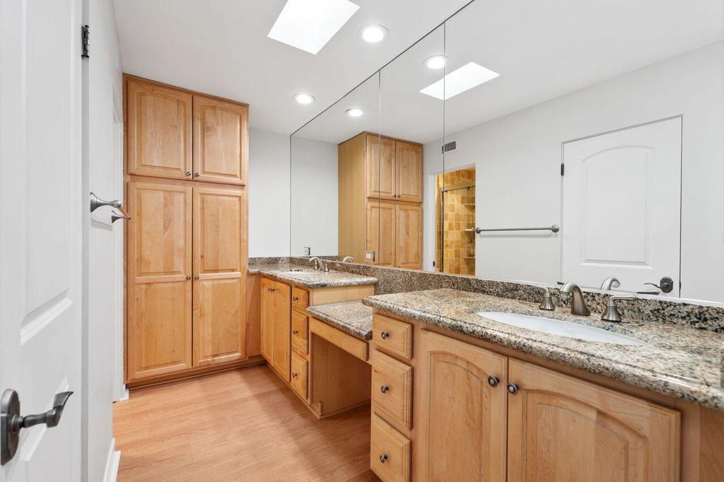 MLS #219137070DA image #8