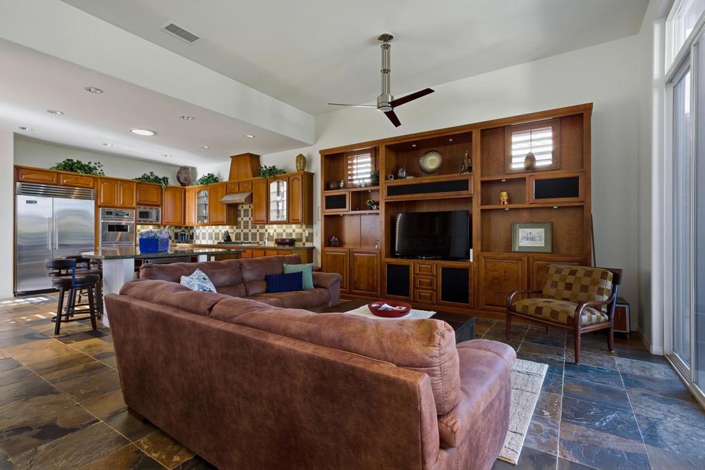 MLS #219137085DA image #18