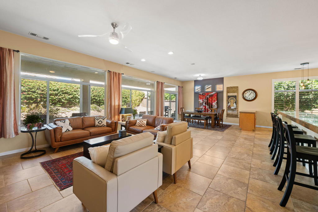 MLS #219137132DA image #10