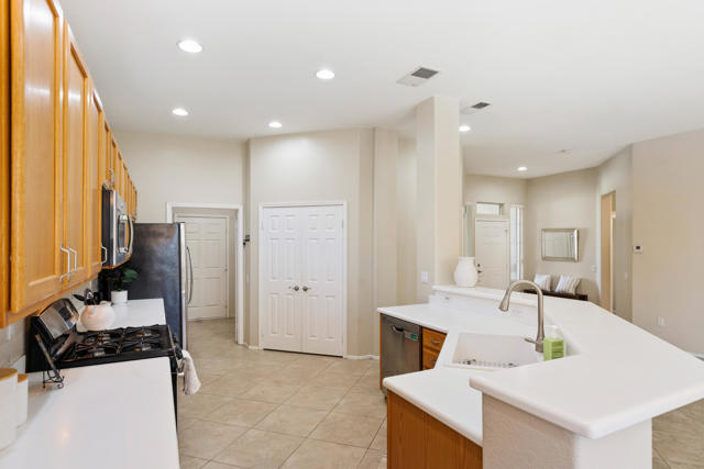 MLS #219137133DA image #8