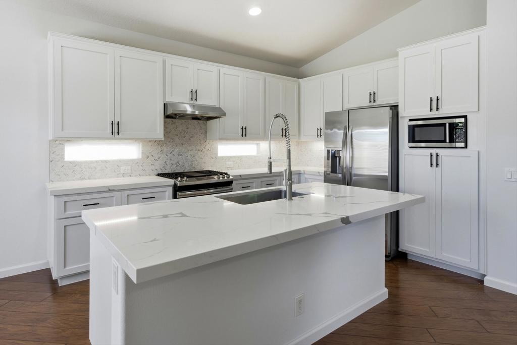 MLS #219137164DA image #2