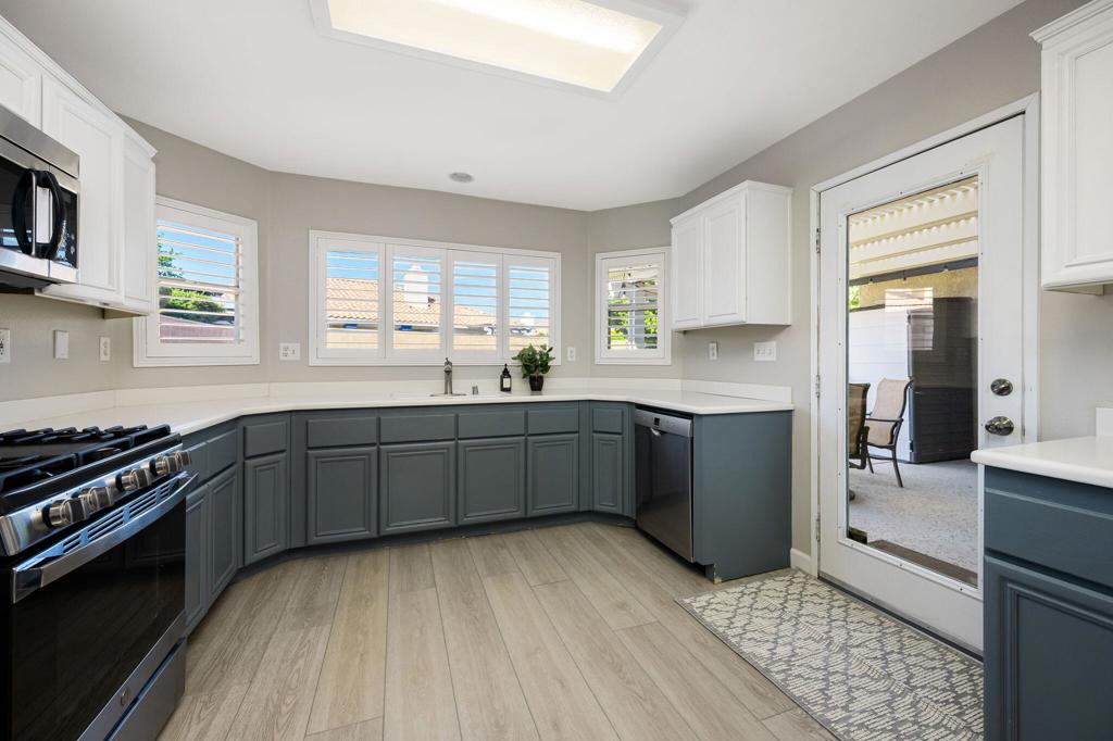 MLS #219137190DA image #13