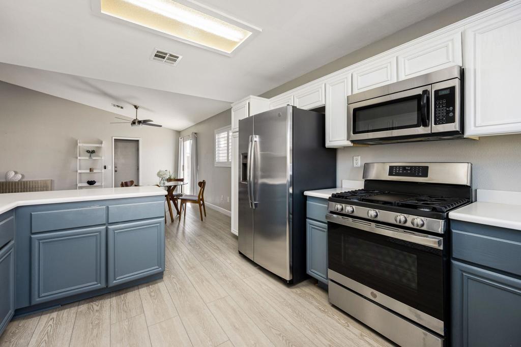 MLS #219137190DA image #14