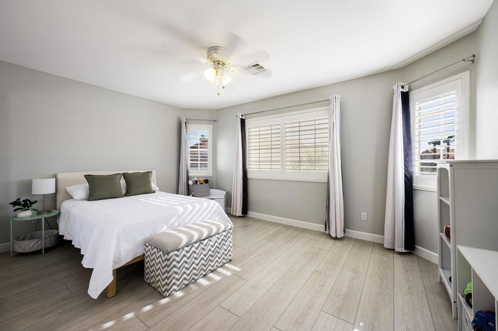 MLS #219137190DA image #30