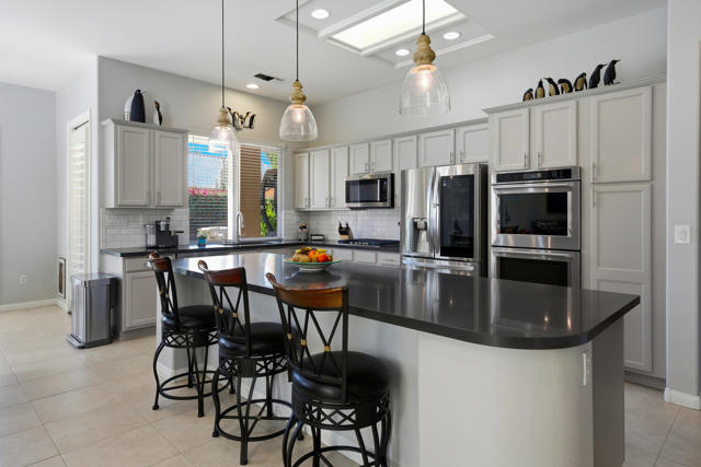 MLS #219137198DA image #8