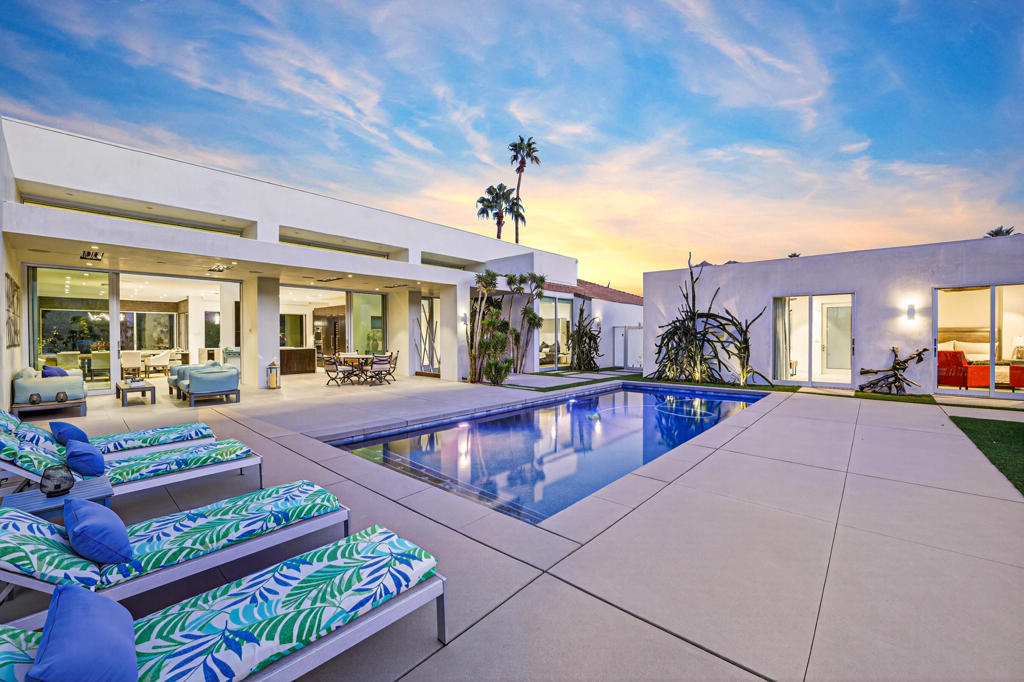 MLS #219137211DA image #1