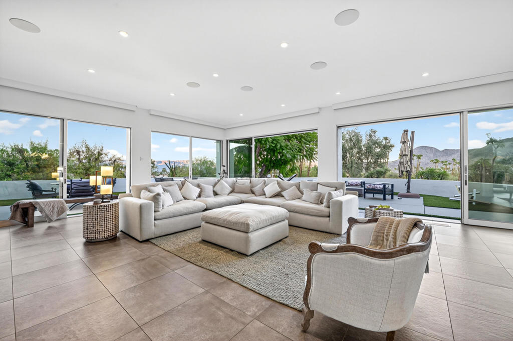 MLS #219137211DA image #11