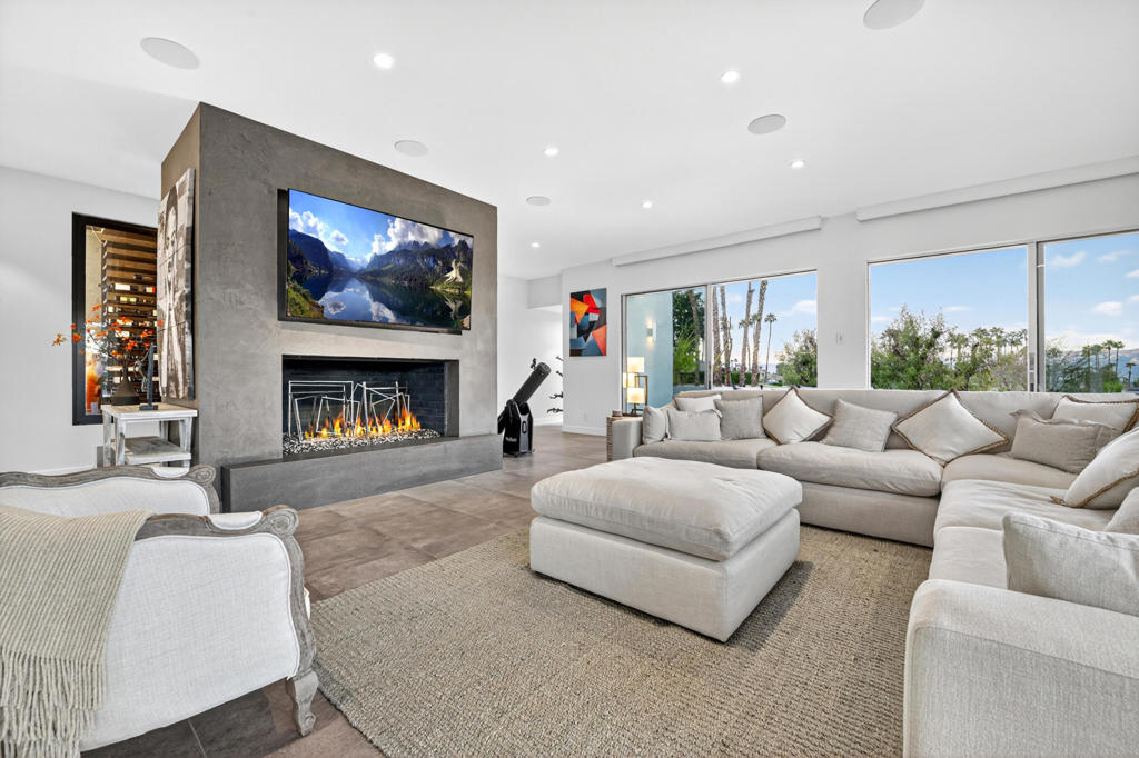 MLS #219137211DA image #7