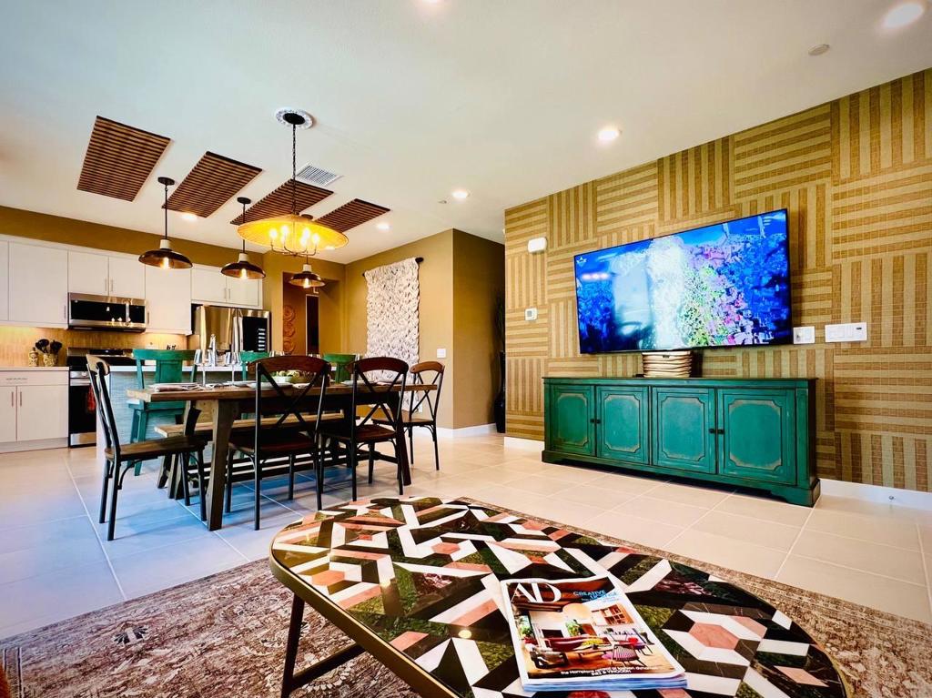 MLS #219137213DA image #7