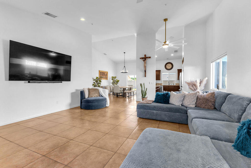 MLS #219137229DA image #10