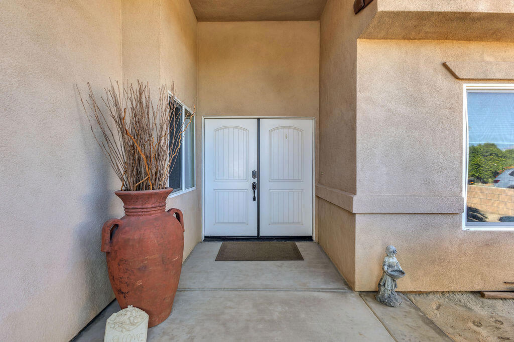 MLS #219137229DA image #3