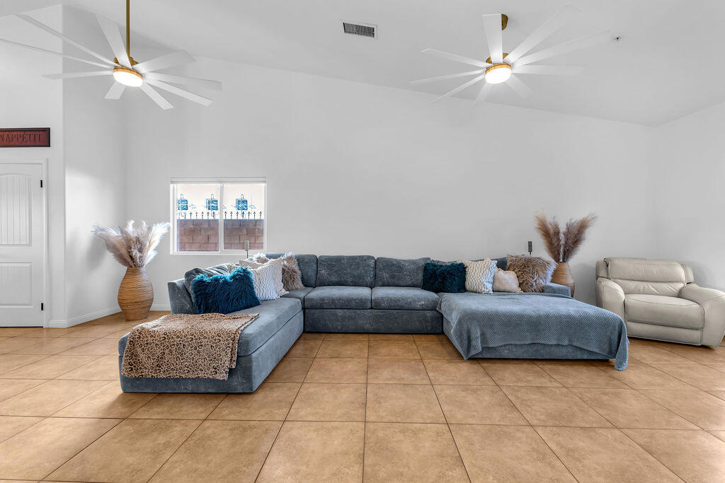 MLS #219137229DA image #5