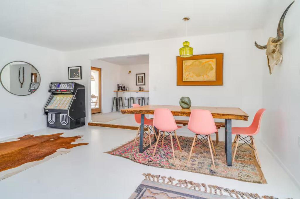 MLS #219137240PS image #5