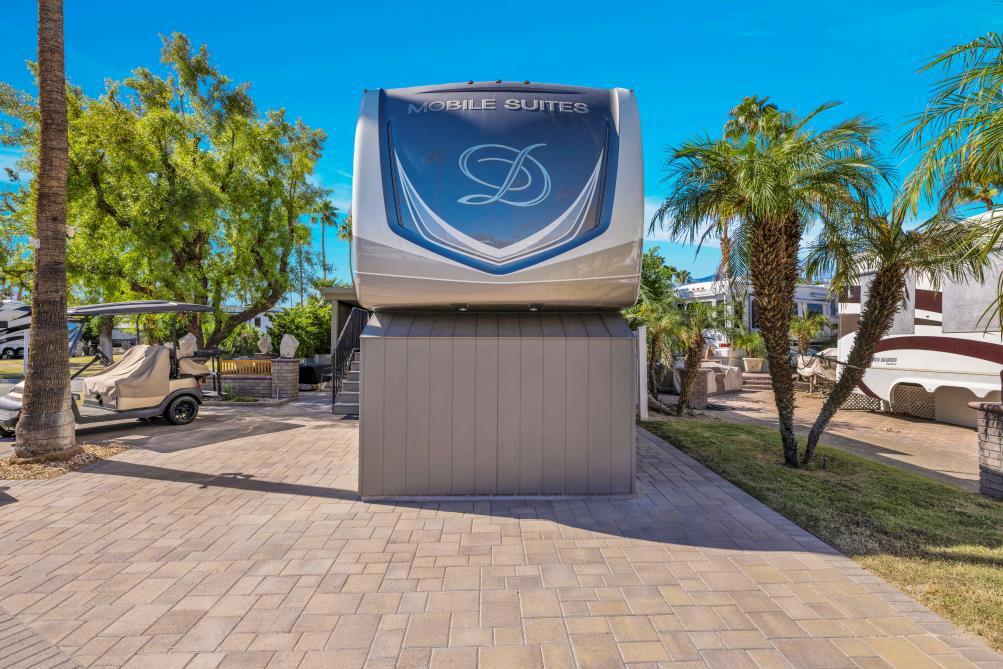 MLS #219137243DA image #1