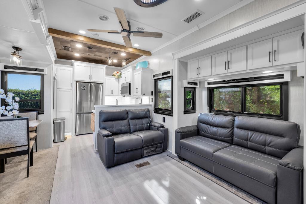 MLS #219137246DA image #14