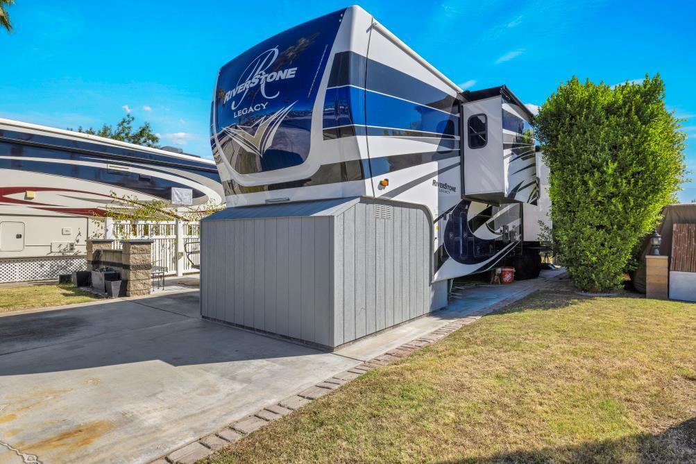 MLS #219137246DA image #3