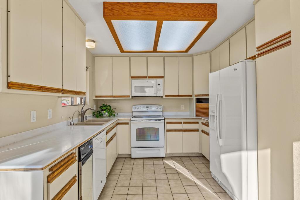 MLS #219137251PS image #10