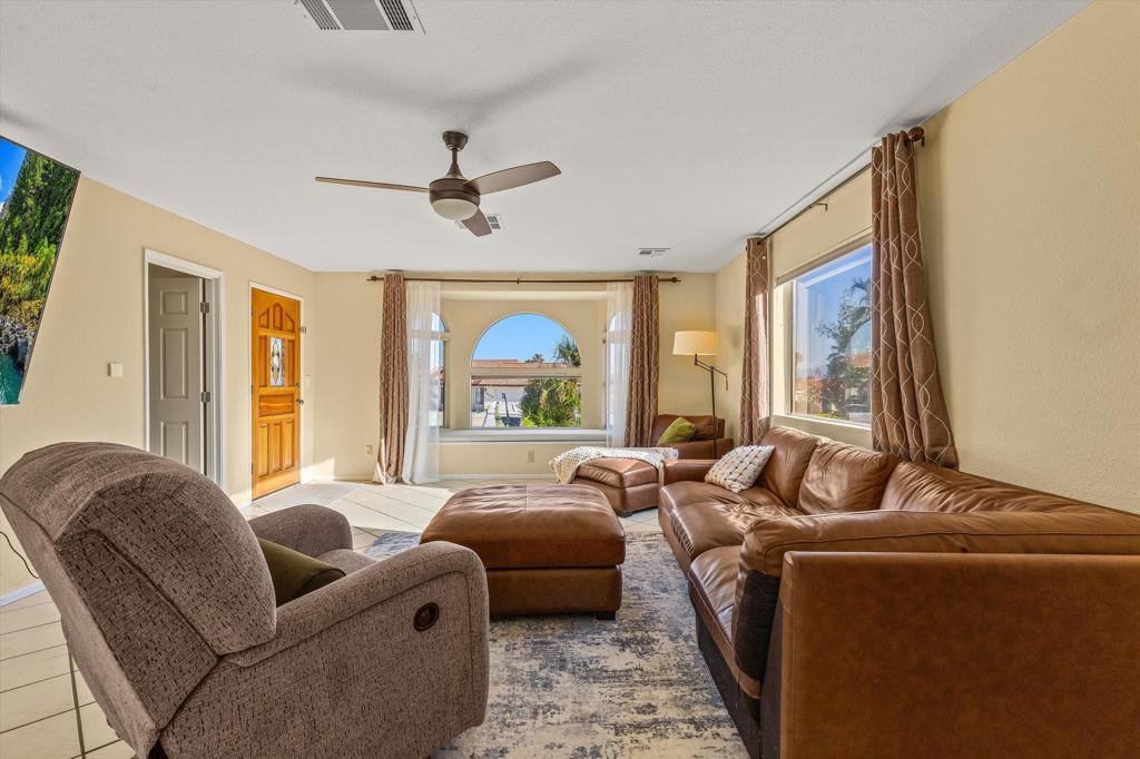 MLS #219137251PS image #5