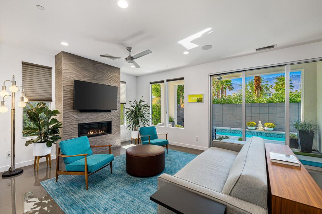 MLS #219137293DA image #3