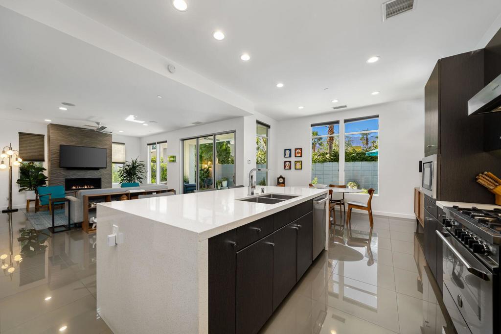 MLS #219137293DA image #4