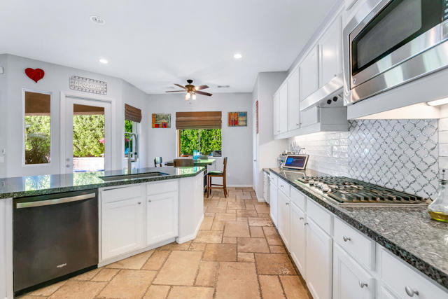 MLS #219137313DA image #10