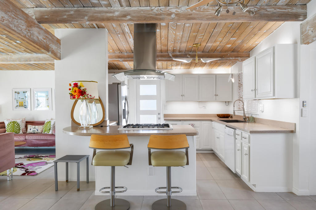 MLS #219137321DA image #0