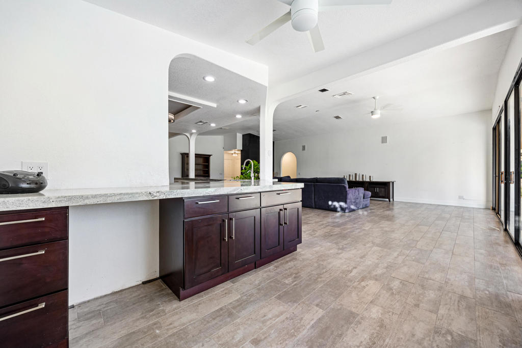 MLS #219137323DA image #14