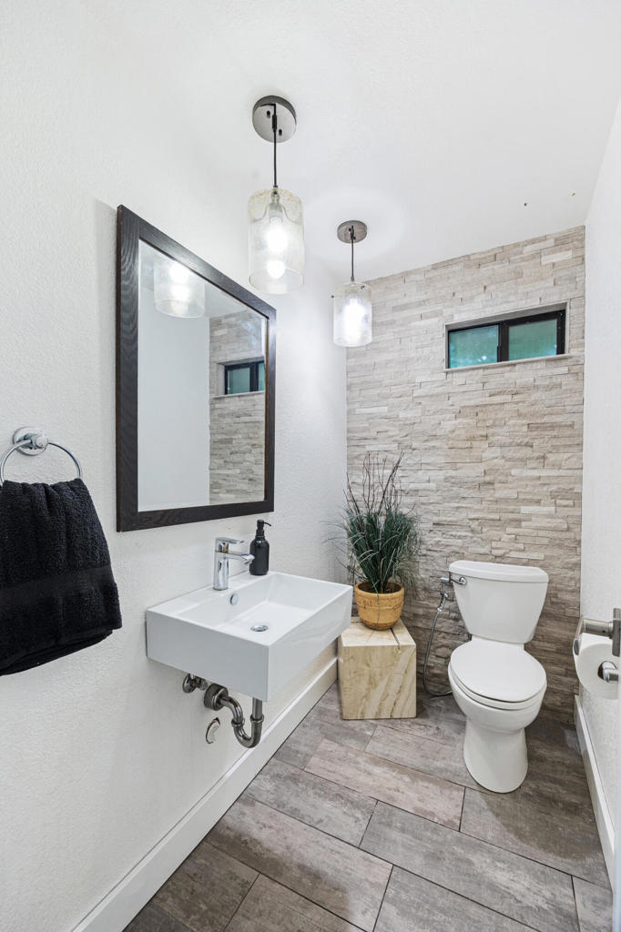 MLS #219137323DA image #16