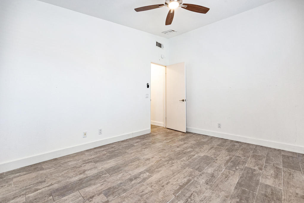 MLS #219137323DA image #24