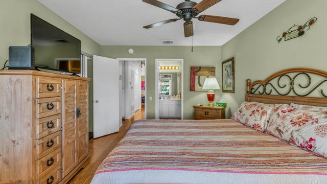 MLS #219137328DA image #17