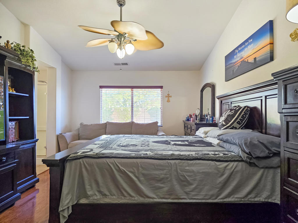 MLS #219137351DA image #12