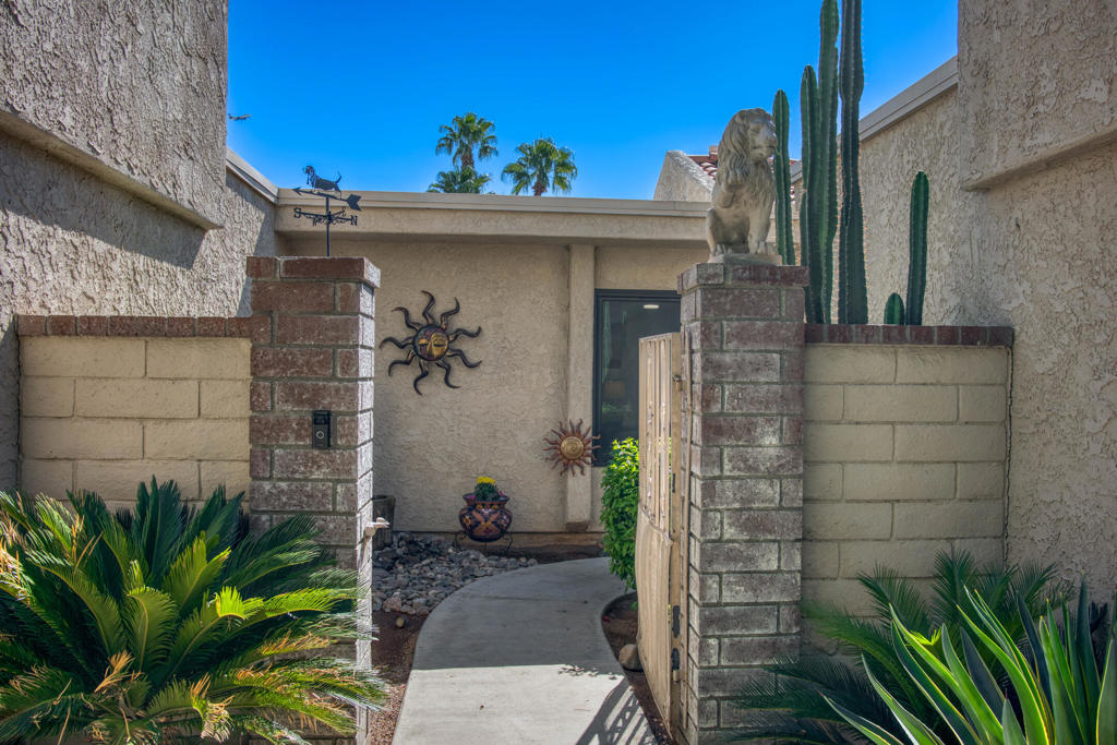 MLS #219137381DA image #4