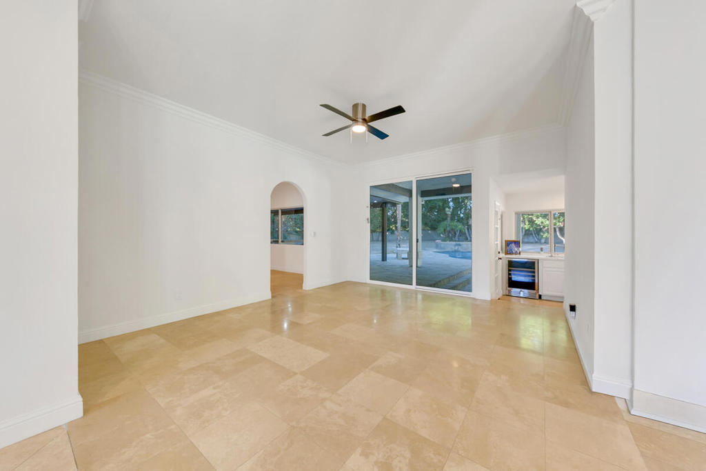 MLS #219137385DA image #19