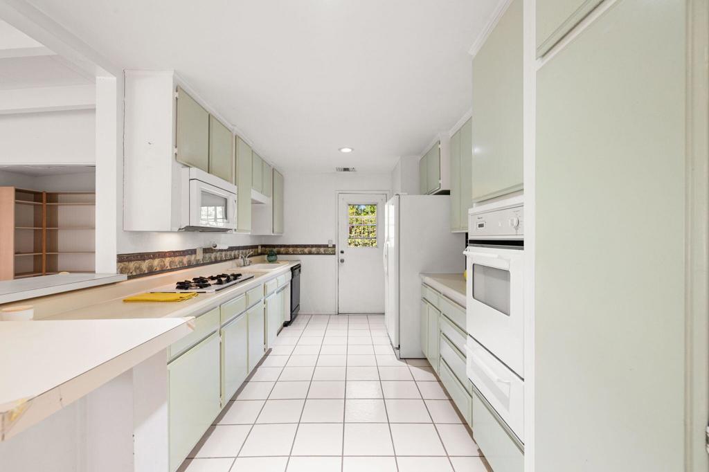 MLS #219137391DA image #10