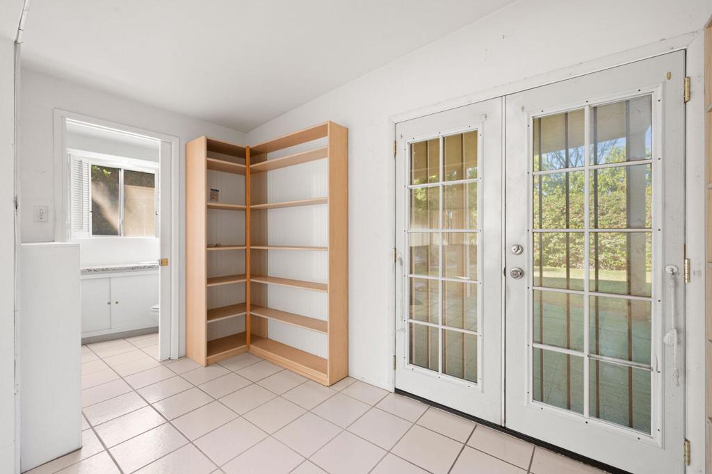 MLS #219137391DA image #6