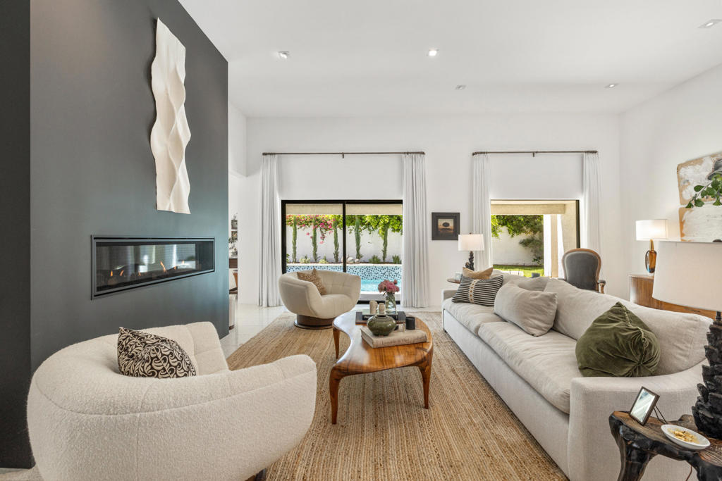 MLS #219137402DA image #10