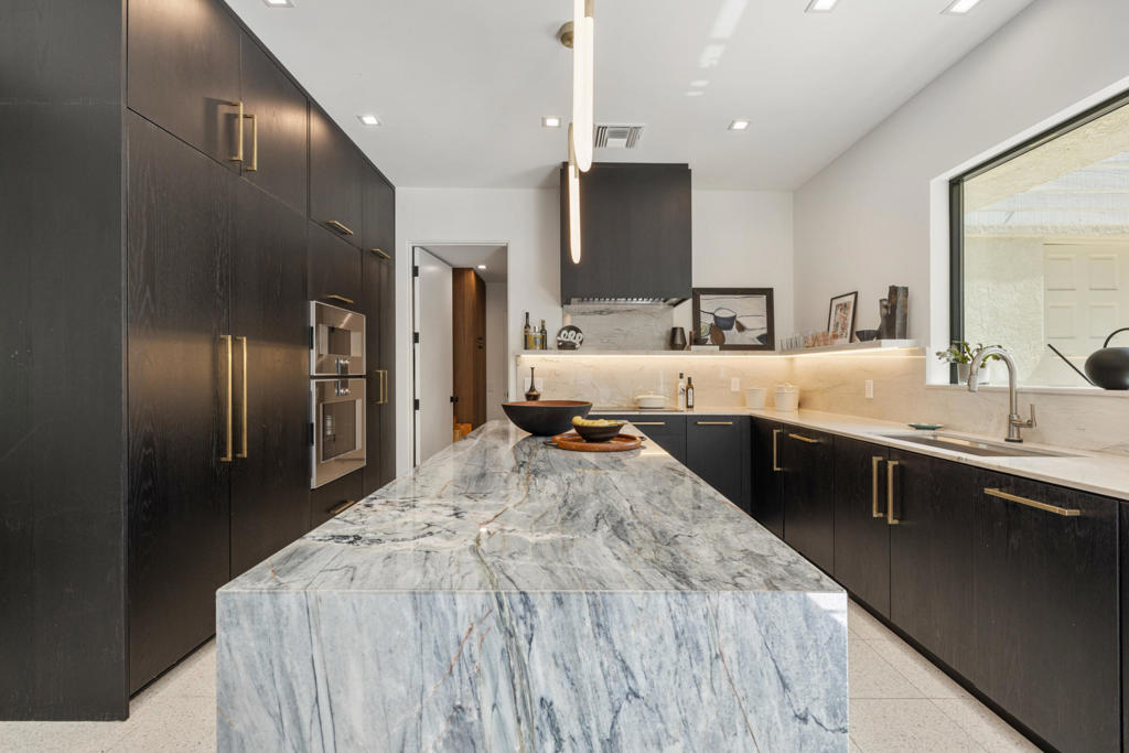 MLS #219137402DA image #15