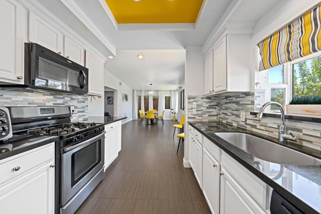 MLS #219137403DA image #16