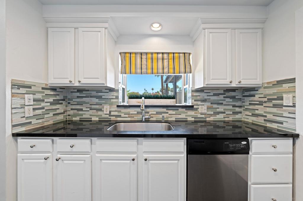 MLS #219137403DA image #17